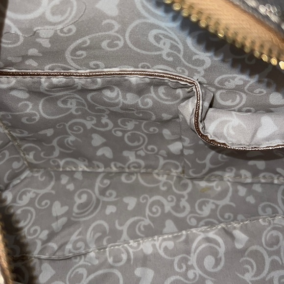 Magazine handbag with studs - Picture 6 of 6